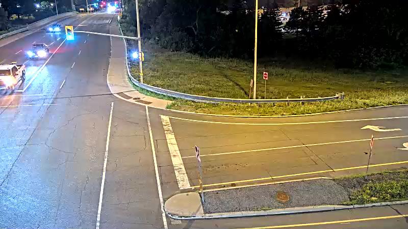 Traffic camera image at 2025-07-12 04:10:45