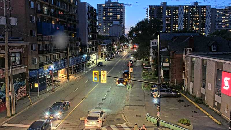 Traffic camera image at 2025-08-25 00:25:45