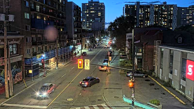 Traffic camera image at 2025-08-25 00:30:44