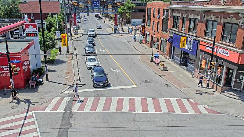 Traffic camera image at 2025-06-30 17:11:00