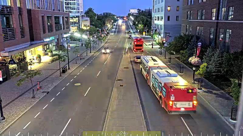 Traffic camera image at 2025-09-01 00:05:43