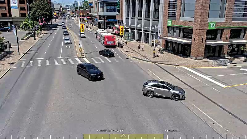 Traffic camera image at 2025-06-30 17:45:52