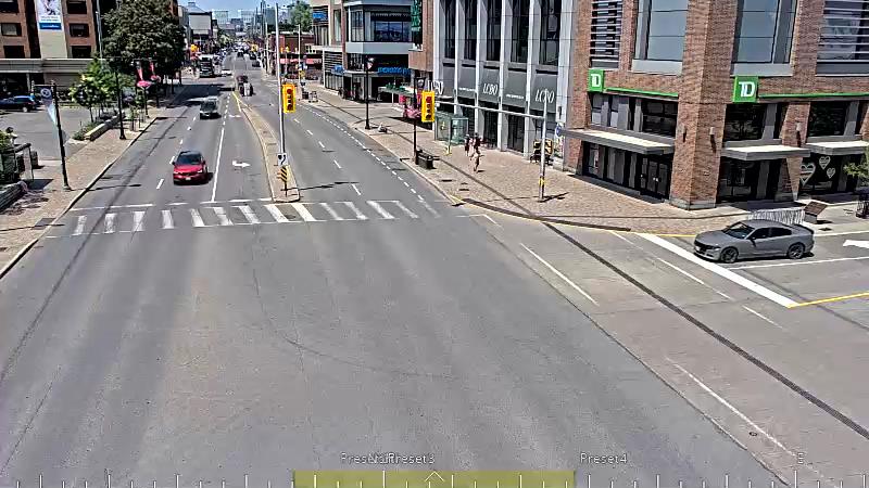 Traffic camera image at 2025-06-30 18:05:52