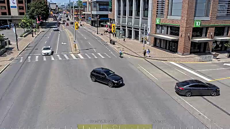 Traffic camera image at 2025-06-30 18:10:45
