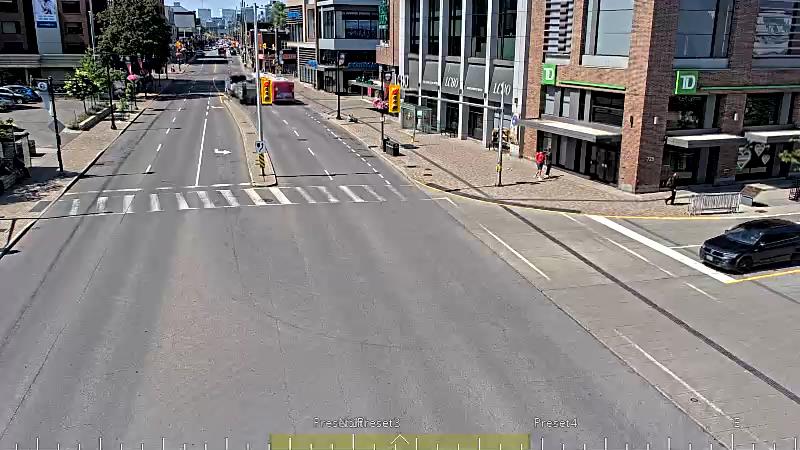 Traffic camera image at 2025-06-30 19:15:50