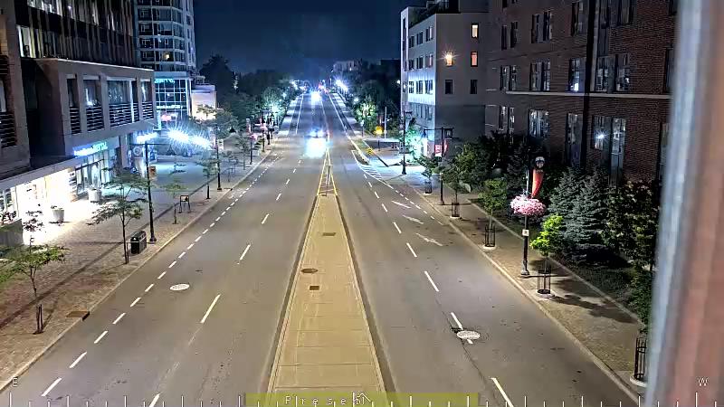 Traffic camera image at 2025-07-03 03:45:52