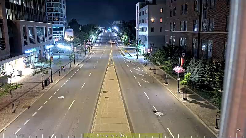 Traffic camera image at 2025-07-03 04:01:13