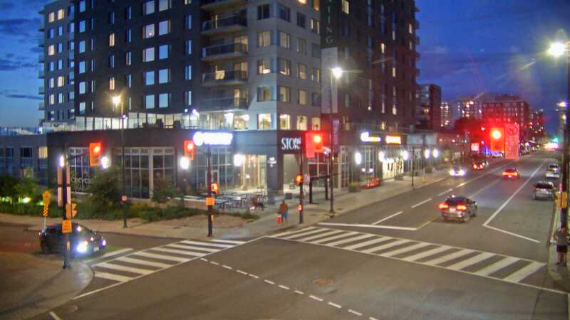 Traffic camera image at 2025-08-25 00:25:46
