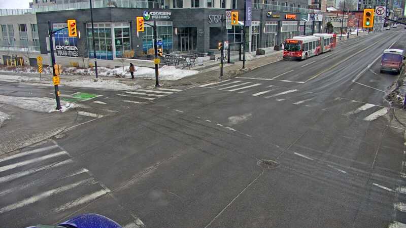 Traffic camera image at 2025-03-09 14:20:54