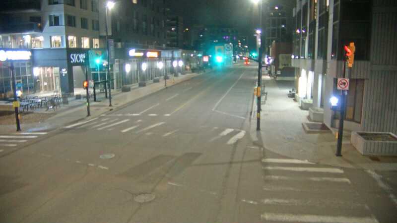 Traffic camera image at 2025-05-09 08:00:32