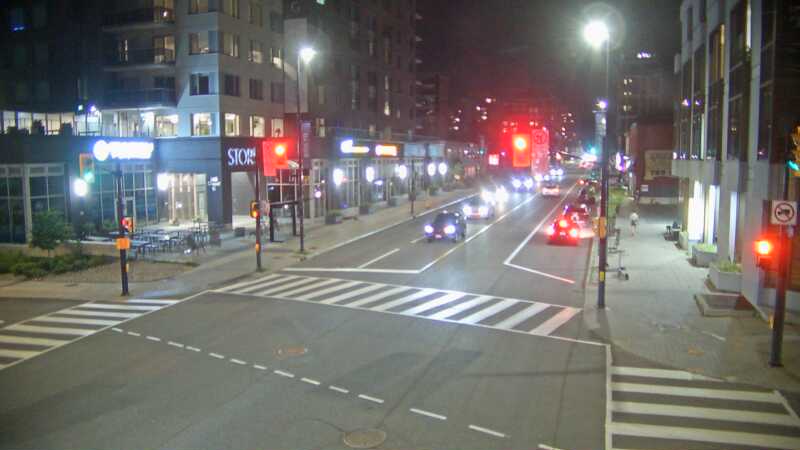 Traffic camera image at 2025-07-12 04:00:35