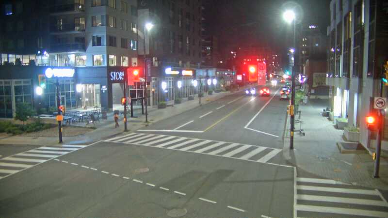 Traffic camera image at 2025-07-12 05:00:39