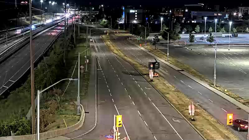 Traffic camera image at 2025-08-25 00:40:43