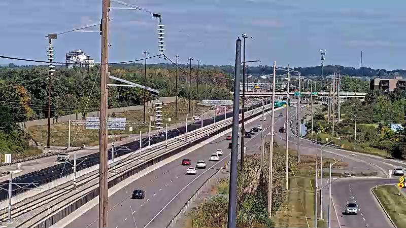 Traffic camera image at 2025-09-14 18:35:46