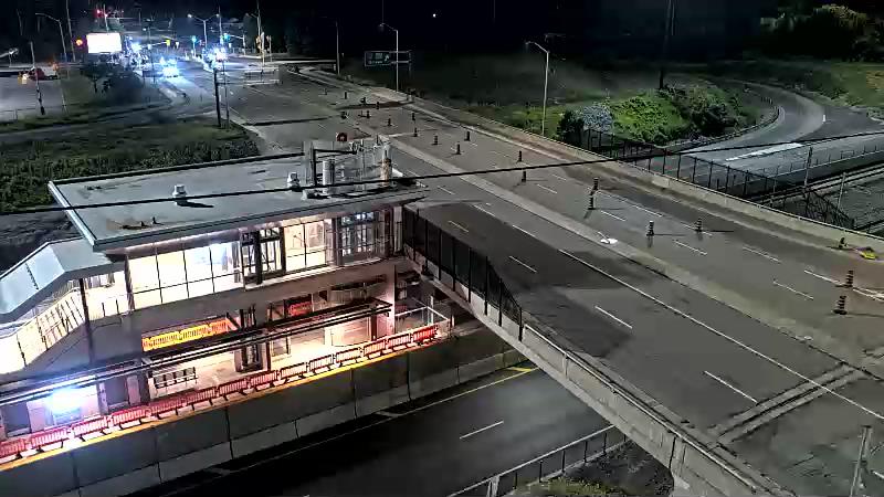 Traffic camera image at 2025-07-12 07:10:33