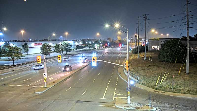 Traffic camera image at 2025-08-04 02:35:44