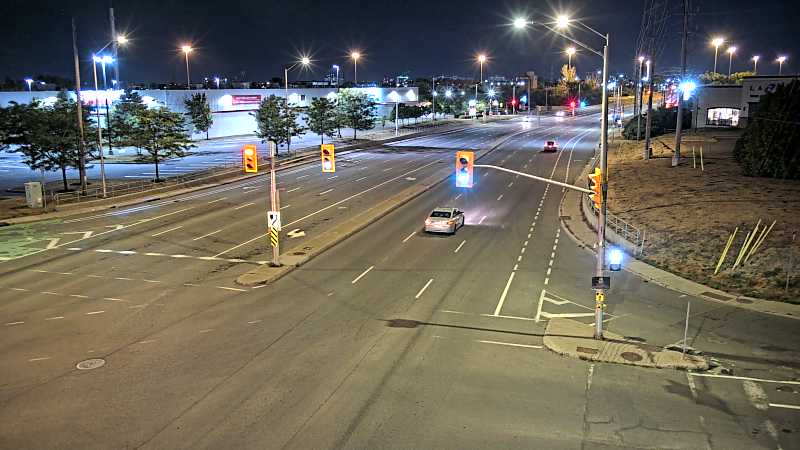 Traffic camera image at 2025-08-25 02:45:44