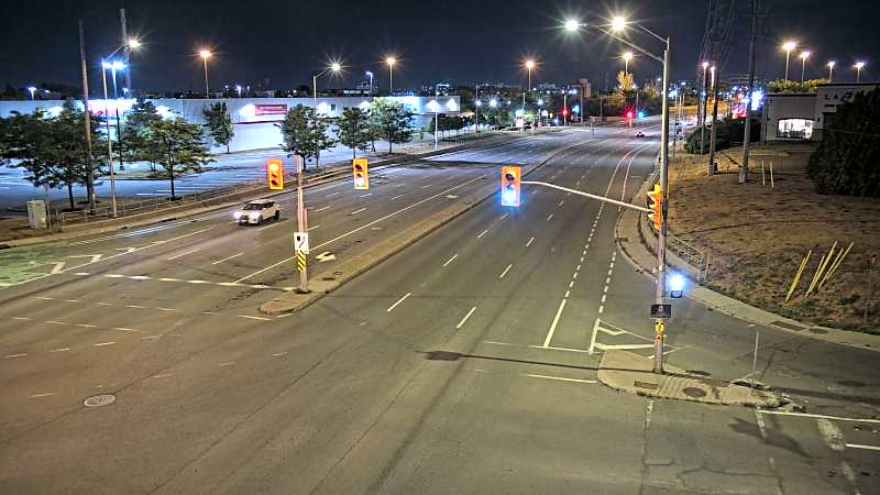 Traffic camera image at 2025-08-25 03:20:41