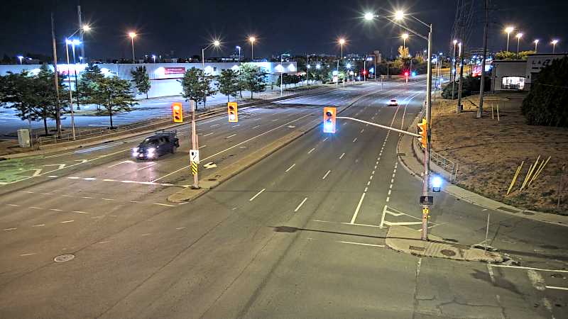 Traffic camera image at 2025-08-25 04:10:43