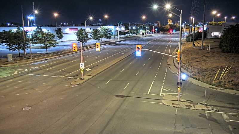 Traffic camera image at 2025-08-25 04:15:47