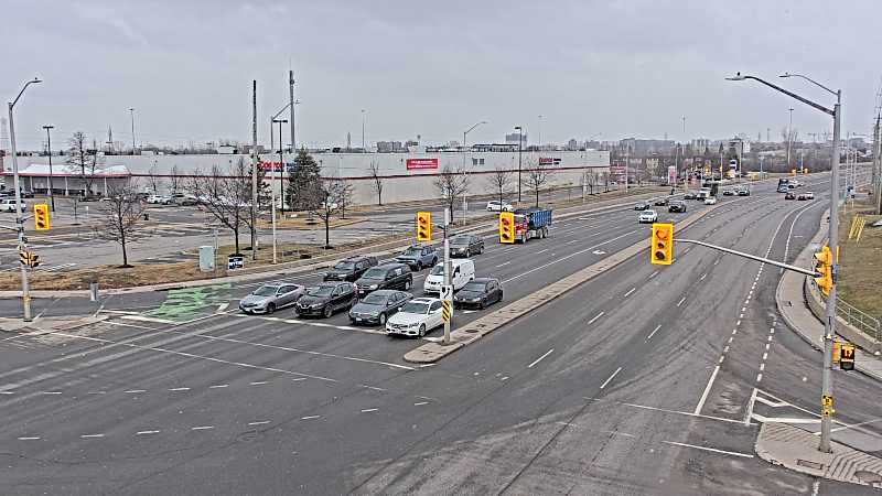 Traffic camera image at 2025-03-25 14:15:40