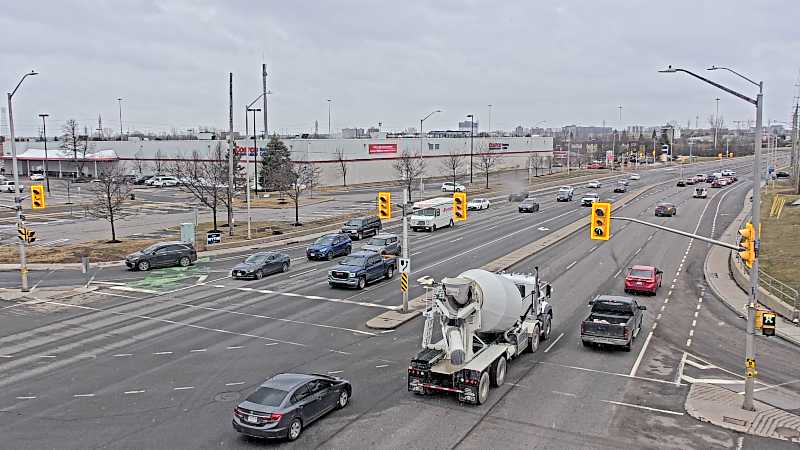 Traffic camera image at 2025-03-25 14:50:38