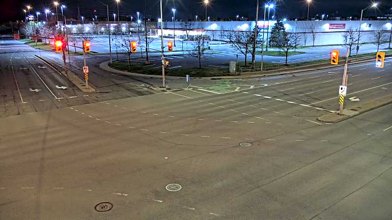 Traffic camera image at 2025-05-09 06:30:33