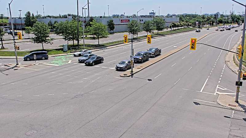 Traffic camera image at 2025-06-30 18:00:49