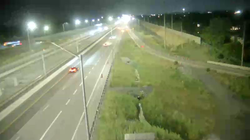 Traffic camera image at 2025-08-04 01:35:46