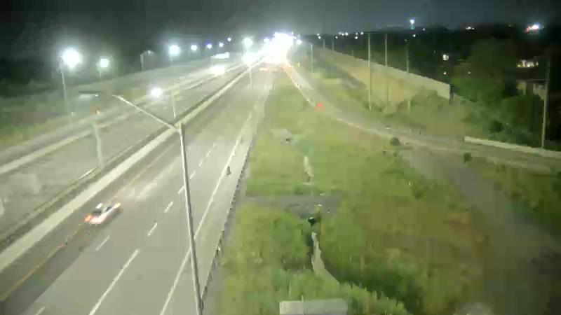 Traffic camera image at 2025-08-04 02:10:42