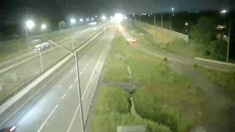 Traffic camera image at 2025-08-04 02:35:44