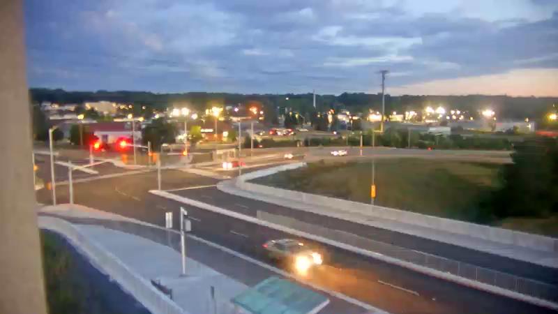 Traffic camera image at 2025-08-25 00:15:48
