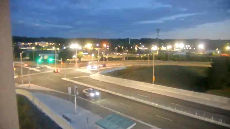 Traffic camera image at 2025-08-25 00:25:46
