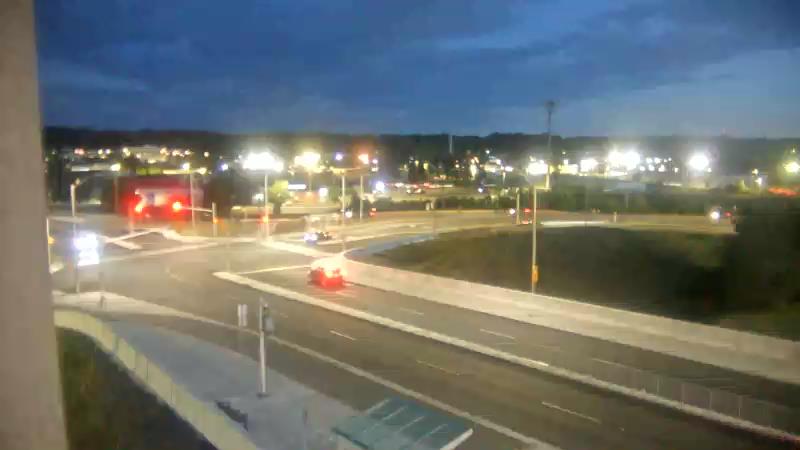 Traffic camera image at 2025-08-25 00:30:44