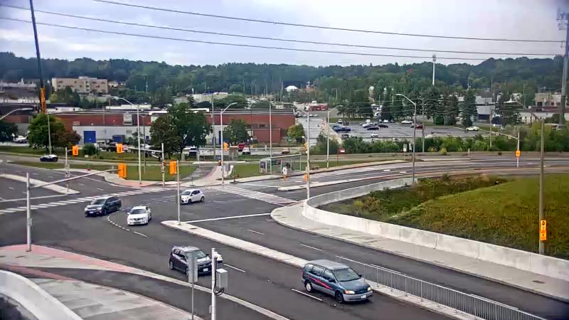 Traffic camera image at 2025-09-04 18:35:46