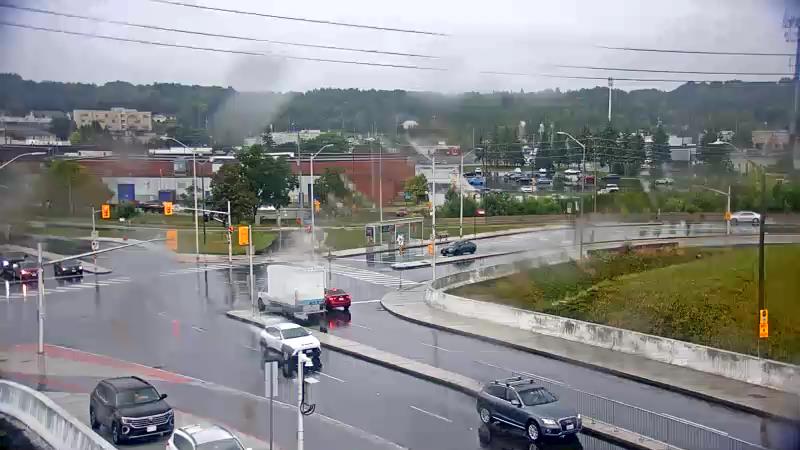 Traffic camera image at 2025-09-04 19:35:40