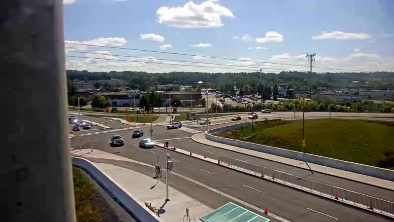 Traffic camera image at 2025-09-14 17:25:44