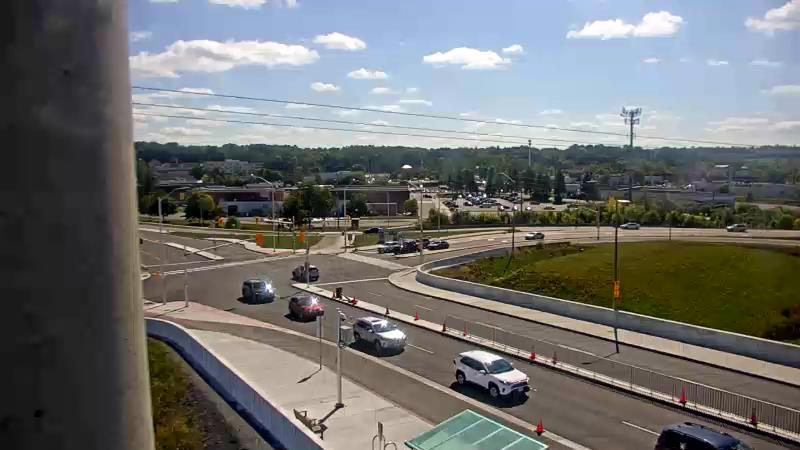 Traffic camera image at 2025-09-14 17:45:52