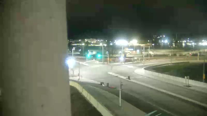 Traffic camera image at 2025-05-09 08:05:34