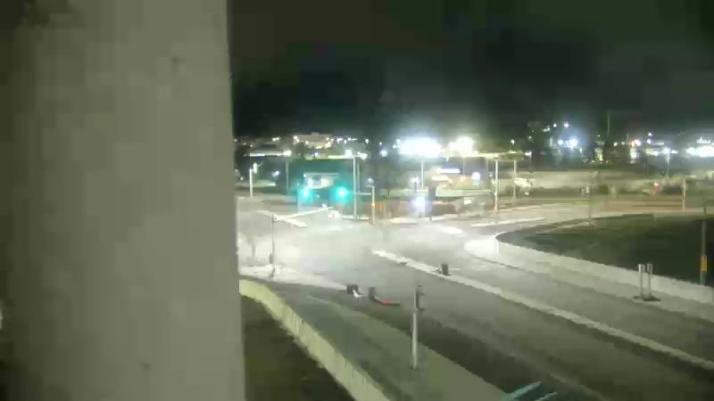 Traffic camera image at 2025-05-09 08:15:36