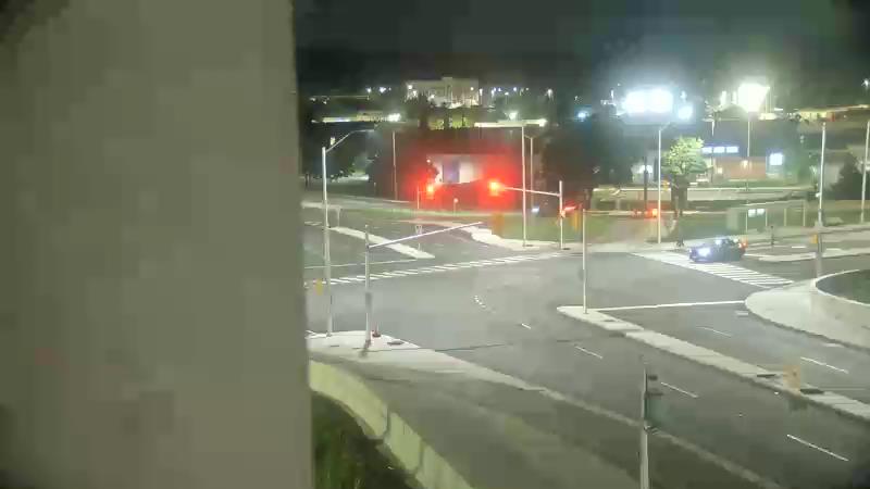 Traffic camera image at 2025-07-13 06:35:37