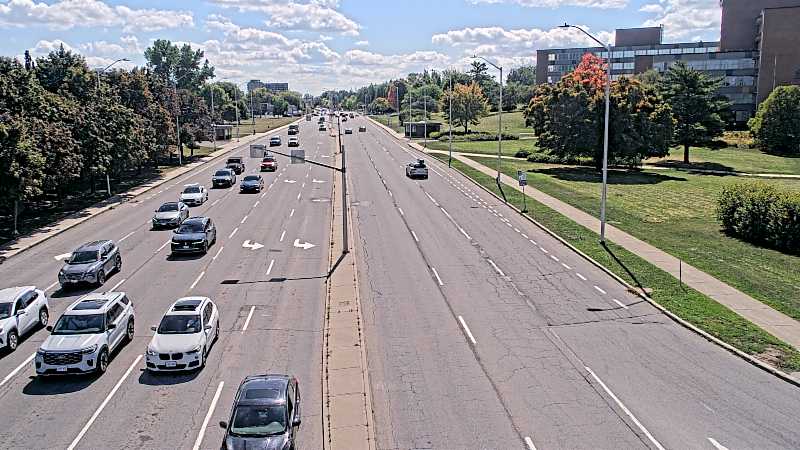 Traffic camera image at 2025-09-14 17:10:54