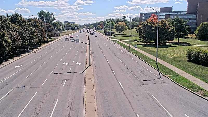 Traffic camera image at 2025-09-14 17:30:46