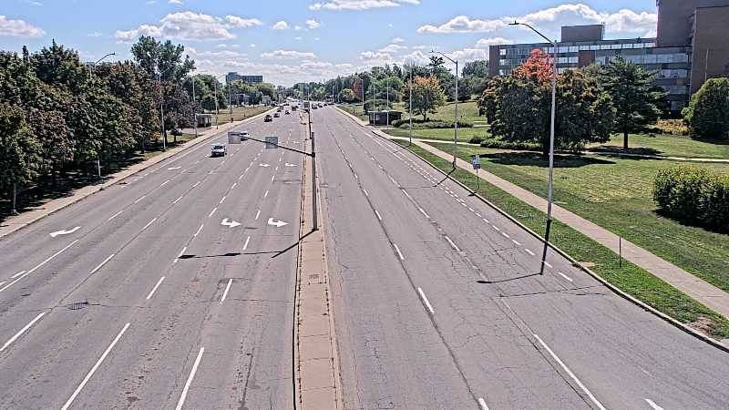 Traffic camera image at 2025-09-14 17:45:52