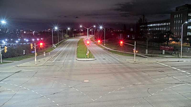 Traffic camera image at 2025-05-09 05:55:31
