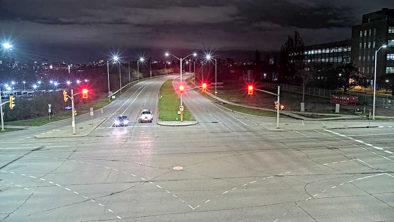 Traffic camera image at 2025-05-09 06:10:30