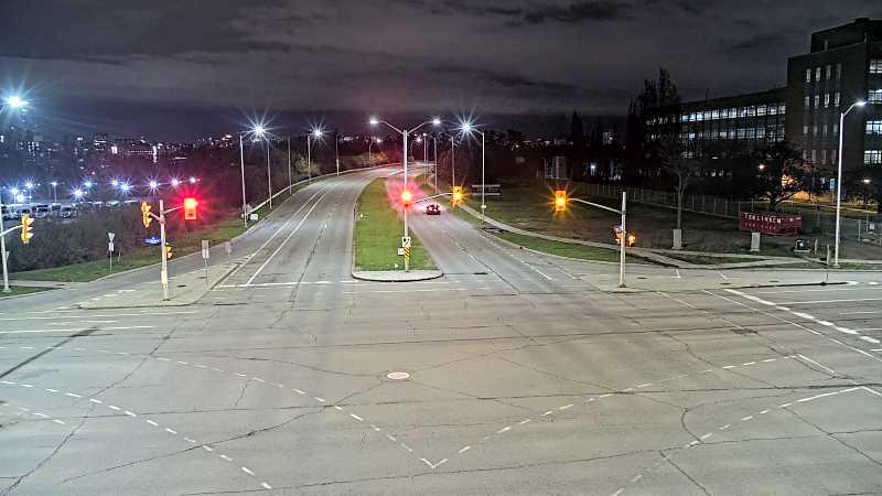 Traffic camera image at 2025-05-09 06:20:37