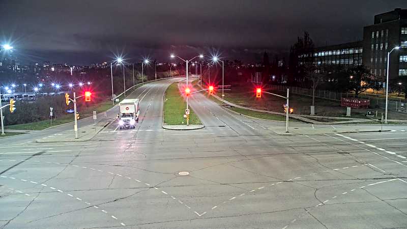 Traffic camera image at 2025-05-09 06:55:40