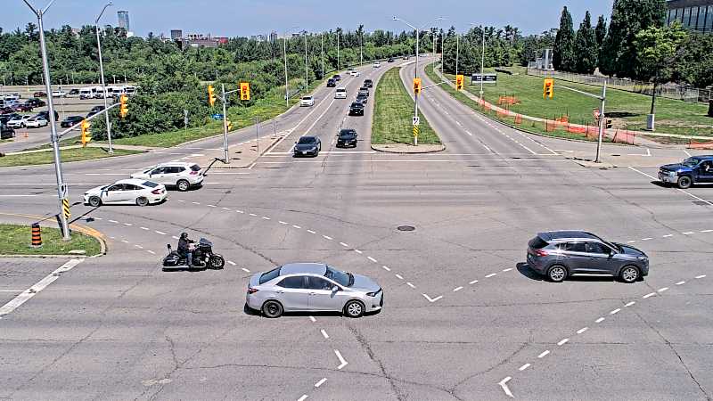 Traffic camera image at 2025-06-30 15:55:48