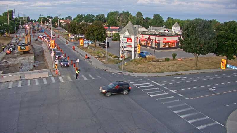 Traffic camera image at 2025-08-25 00:00:47